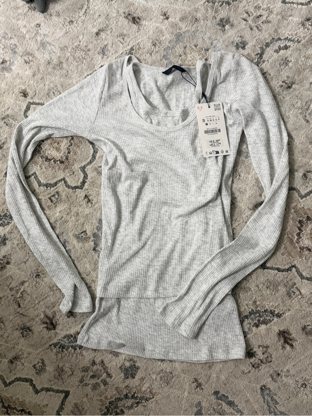 Zara Light Heather Gray Ribbed Scoop Neck Long-Sleeve Top
